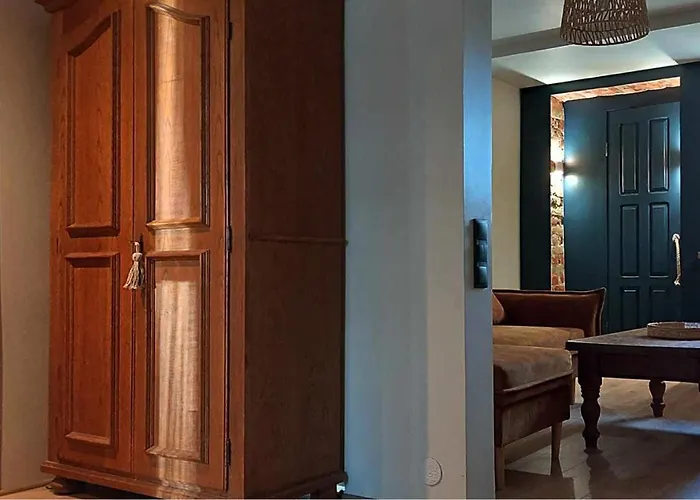 Cenkone Close To Sea And Park, Cozy Studio