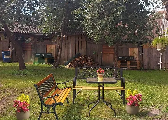 Cenkone Close To Sea And Park, Cozy Studio
